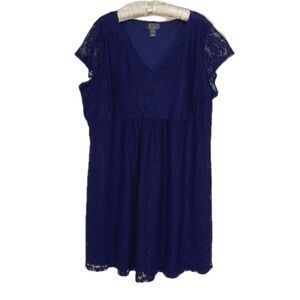 Elegant Navy Lace Dress